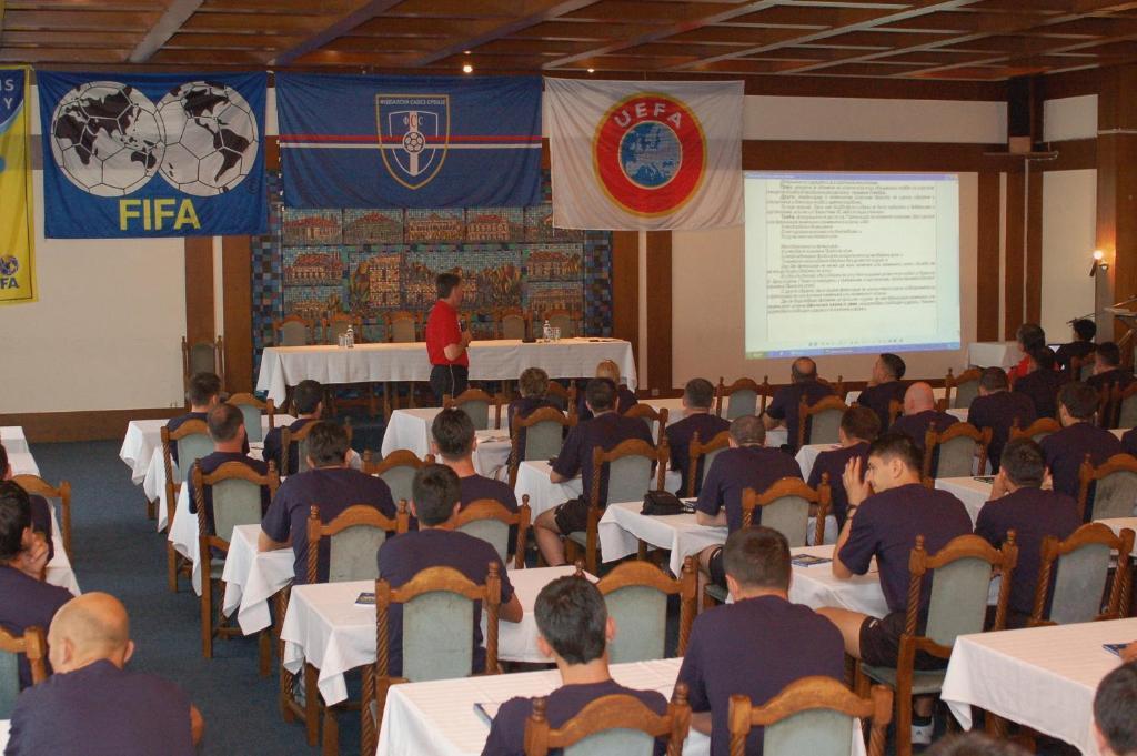 Hotel Sumarice Kragujevac Bagian luar foto